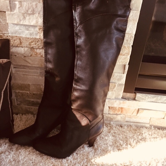 Boots - Picture 7 of 7